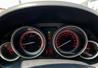 Подержанный автомобиль Mazda 6 Sedan 2010 года (11 фото)