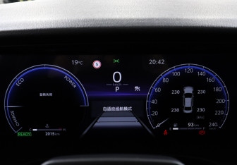 Подержанный автомобиль Toyota Camry Sedan 2025 года (11 фото)