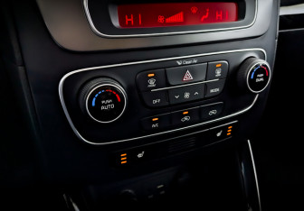 Подержанный автомобиль Kia Sorento 2017 года (27 фото)