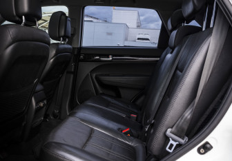 Подержанный автомобиль Kia Sorento 2013 года (14 фото)