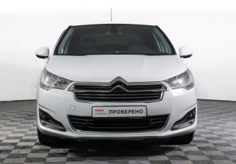 Подержанный автомобиль Citroen C4 Sedan 2014 года (2 фото)