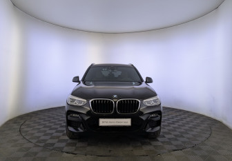 Подержанный автомобиль BMW X3 2020 года (2 фото)