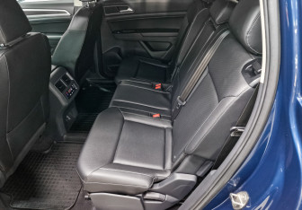 Подержанный автомобиль Volkswagen Teramont 2018 года (18 фото)