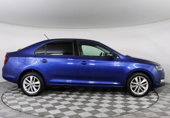 Подержанный автомобиль Skoda Rapid Liftback 2019 года (4 фото)