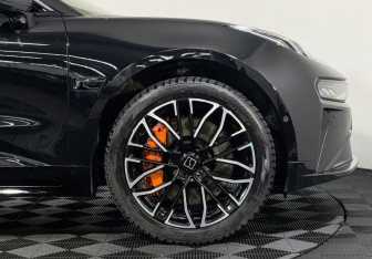 Подержанный автомобиль Zeekr 001 2024 года (21 фото)