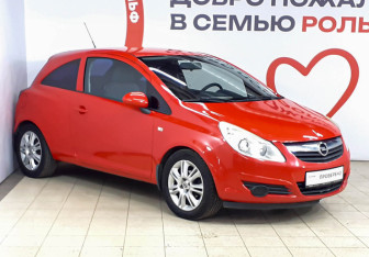Подержанный автомобиль Opel Corsa 2008 года (3 фото)