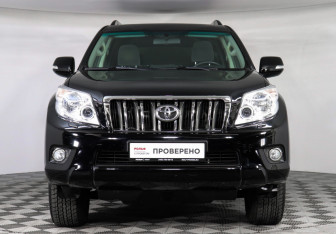 Подержанный автомобиль Toyota Land Cruiser Prado 2013 года (2 фото)