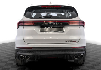 Подержанный автомобиль Jetour X70 Plus 2023 года (6 фото)