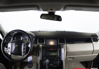 Подержанный автомобиль Land Rover Range Rover Sport 2008 года (12 фото)
