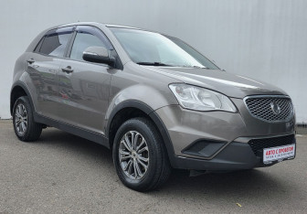 Подержанный автомобиль SsangYong Actyon 2013 года (3 фото)