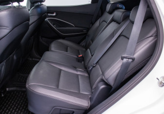 Подержанный автомобиль Hyundai Santa Fe 2017 года (11 фото)