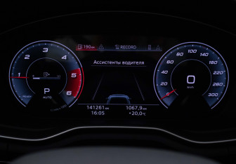 Подержанный автомобиль Audi A5 Liftback 2020 года (12 фото)