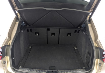 Подержанный автомобиль Porsche Macan 2016 года (10 фото)