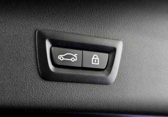 Подержанный автомобиль BMW X4 2021 года (26 фото)