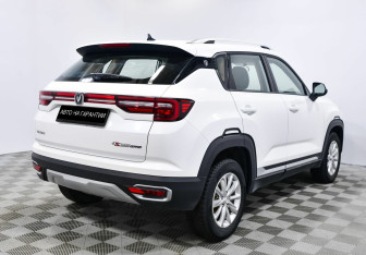 Подержанный автомобиль Changan CS35PLUS 2020 года (3 фото)