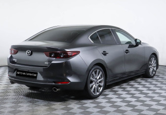 Подержанный автомобиль Mazda 3 Sedan 2021 года (3 фото)