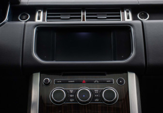 Подержанный автомобиль Land Rover Range Rover 2015 года (15 фото)