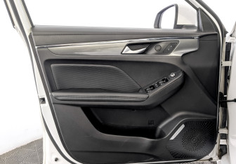 Подержанный автомобиль Haval Jolion 2023 года (19 фото)