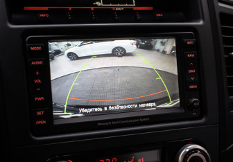 Подержанный автомобиль Mitsubishi Pajero 2012 года (19 фото)