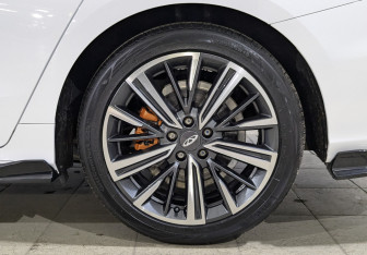 Подержанный автомобиль Chery Arrizo 8 2023 года (12 фото)