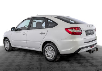 Подержанный автомобиль LADA (ВАЗ) Granta Liftback 2023 года (7 фото)