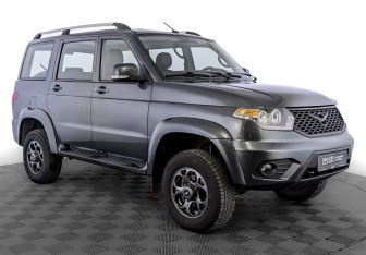 Подержанный автомобиль УАЗ Patriot 2024 года (3 фото)