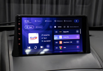 Подержанный автомобиль Renault Megane Sedan 2005 года (18 фото)