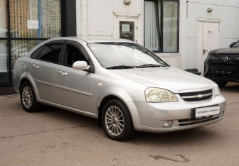 Подержанный автомобиль Chevrolet Lacetti Sedan 2008 года (3 фото)