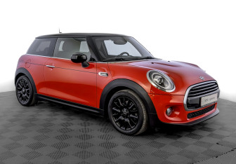 Подержанный автомобиль MINI Hatch 2021 года (3 фото)