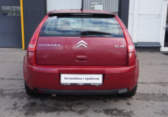 Подержанный автомобиль Citroen C4 Hatchback 2010 года (6 фото)