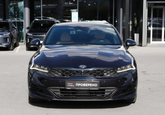 Подержанный автомобиль Kia K5 2020 года (2 фото)