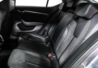 Подержанный автомобиль Skoda Octavia Liftback 2022 года (19 фото)