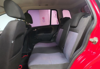 Подержанный автомобиль Ford Fusion 2008 года (12 фото)