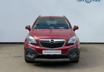 Подержанный автомобиль Opel Mokka 2013 года (2 фото)