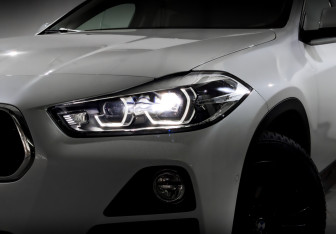 Подержанный автомобиль BMW X2 2018 года (30 фото)