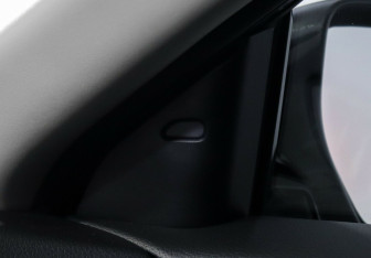 Подержанный автомобиль Nissan Teana 2015 года (16 фото)