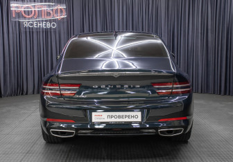 Подержанный автомобиль Genesis G80 2021 года (6 фото)