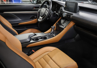 Подержанный автомобиль Lexus RC 2024 года (11 фото)