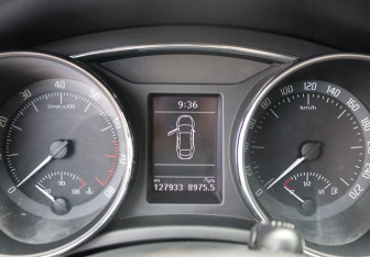 Подержанный автомобиль Skoda Superb Liftback 2013 года (18 фото)