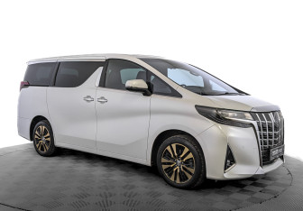 Подержанный автомобиль Toyota Alphard 2021 года (3 фото)
