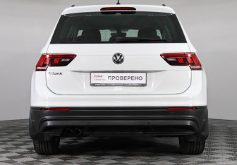 Подержанный автомобиль Volkswagen Tiguan 2018 года (6 фото)