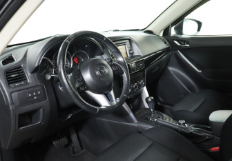Подержанный автомобиль Mazda CX-5 2012 года (13 фото)