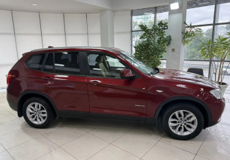Подержанный автомобиль BMW X3 2013 года (4 фото)