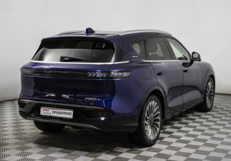 Подержанный автомобиль Voyah Free 2023 года (5 фото)