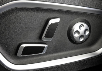 Подержанный автомобиль Geely Tugella 2021 года (26 фото)