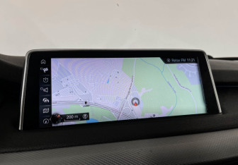 Подержанный автомобиль BMW X5 2017 года (21 фото)