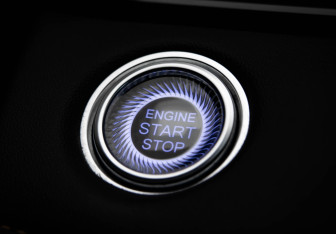 Подержанный автомобиль Omoda S5 GT 2023 года (17 фото)