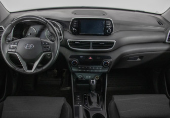 Подержанный автомобиль Hyundai Tucson 2018 года (13 фото)