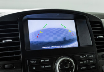 Подержанный автомобиль Nissan Pathfinder 2012 года (17 фото)