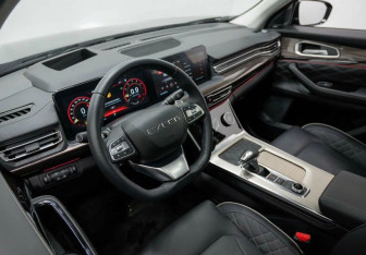 Подержанный автомобиль Exeed VX 2023 года (8 фото)